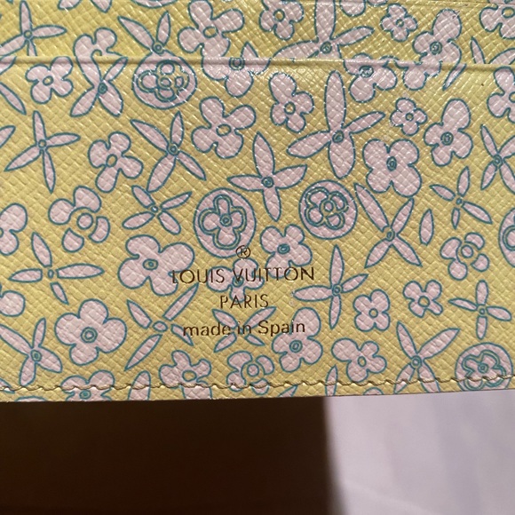 Authentic LV Insolite wallet - Picture 6 of 11